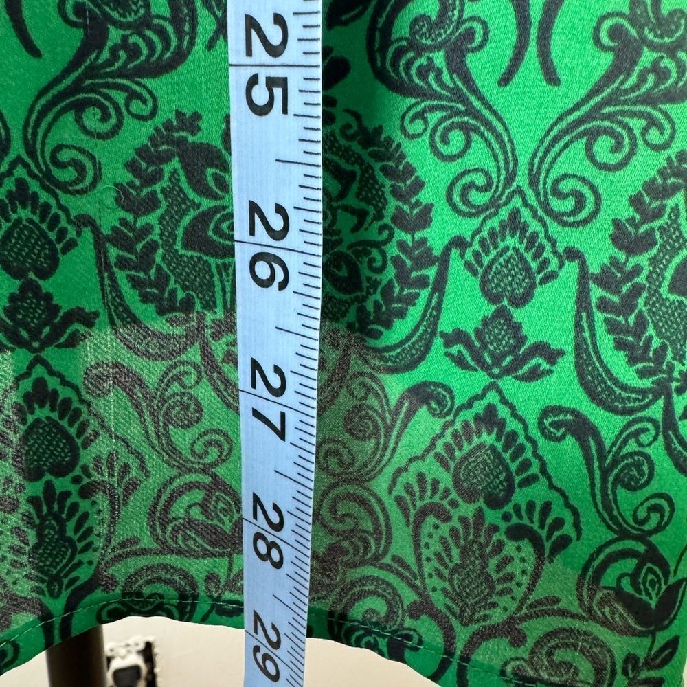 Banana Republic Green Sleeveless Blouse with Mandarin Collar - Picture 9 of 10